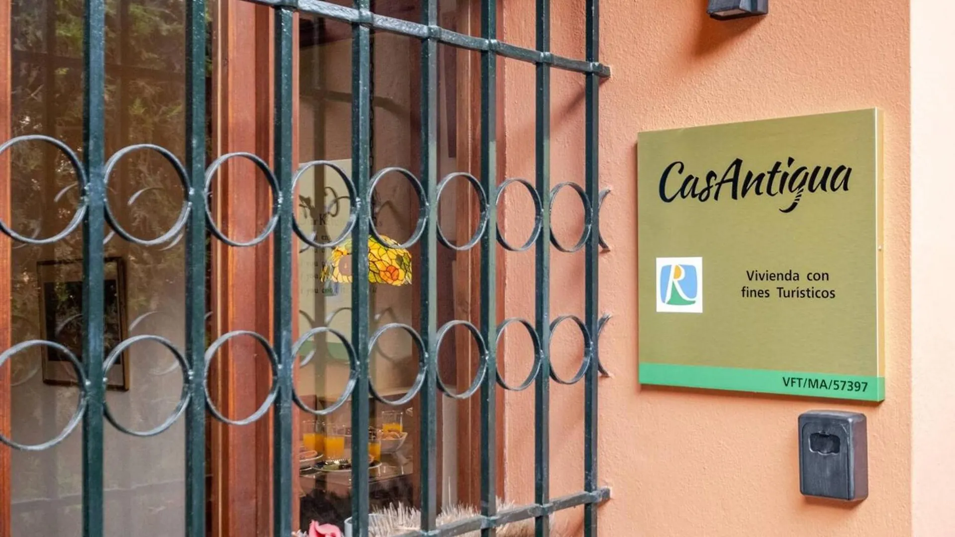 Tess Casantigua, Una Casa Con Sabor A Guatemala Torremolinos 0*,