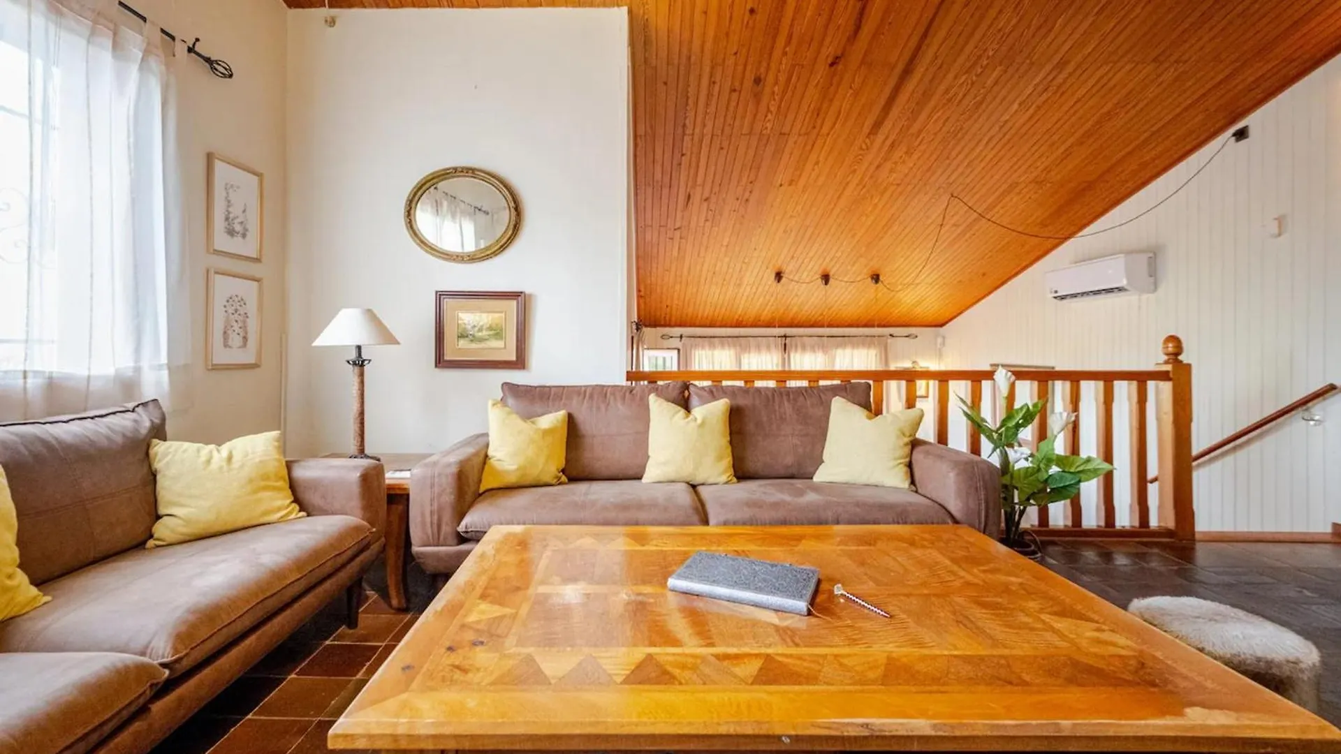 Tess Casantigua, Una Casa Con Sabor A Guatemala Torremolinos