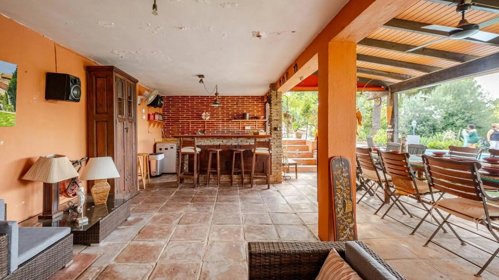 Tess Casantigua, Una Casa Con Sabor A Guatemala Torremolinos